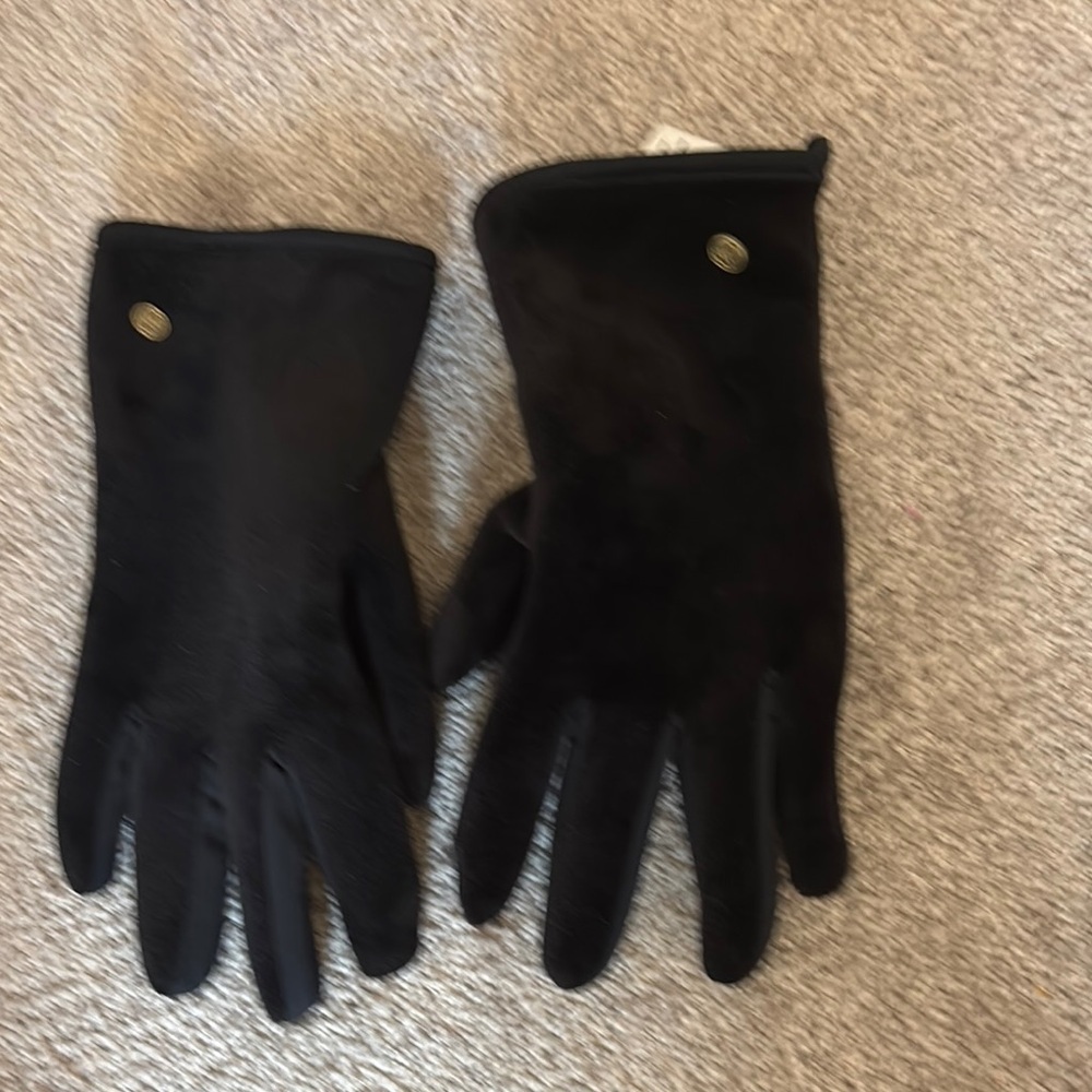 Elegant Black Gloves